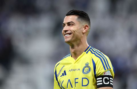 Opmerkelijke nieuwe stap voor Cristiano Ronaldo: voetballegende bundelt krachten met beroemdheid