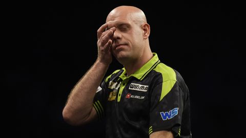 Topdarter Michael van Gerwen bedenkt wraakplan: 'Dan komt hij nooit meer van het toilet'