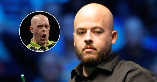 Wereldkampioen laat zich na ontmoeting met Michael van Gerwen uit over eeuwenoude discussie: '100.000 procent'