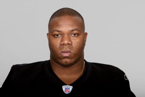 Gruwelijke moord op vriendin eindigt met 30 jaar cel voor oud-NFL-speler: 'Hij verbrandde haar lijk'