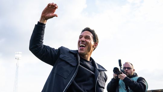 Telstar-trainer Anthony Correia (44) lacht om bondscoach Ronald Koeman: 'Net zo bijzonder, hoor'
