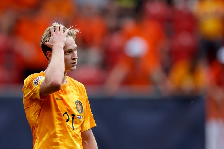 Spelers Oranje in 'shock' na afhaken Frenkie de Jong: 'Het is zwaar voor hem en voor ons'