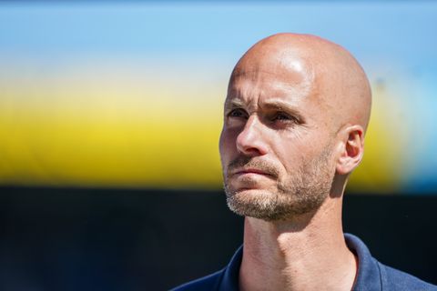 Teleurstelling voor succescoach Paul Simonis na hoop op Ajax: 'Hij dacht dat hij de topkandidaat was'