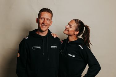 Openhartige topschaatsers Angel Daleman en Beau Snellink geven geheim prijs over relatie: 'We zaten op een roze wolk en gingen als een raket'