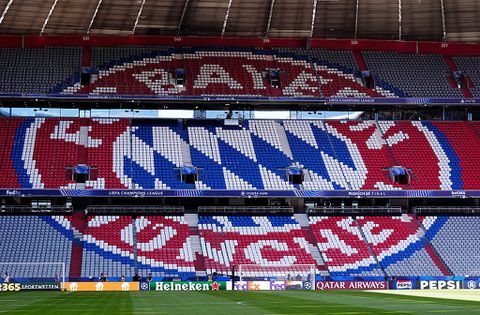 Snoeiharde kritiek op het nieuwe tenue van Bayern München: 'De ontwerper moet compleet dronken zijn geweest'
