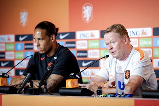 Aanvoerder Virgil van Dijk en bondscoach Ronald Koeman waakzaam voor duel met Japan: 'Maar wij zijn Holland'