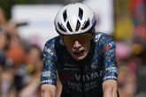 Jonas Vingegaard was emotioneel na zijn etappezege in de Tour de France. ©AP