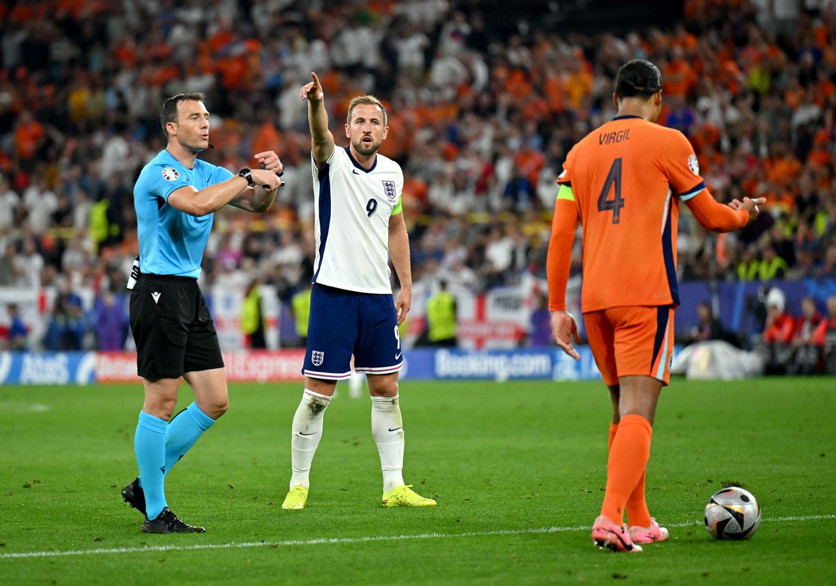 Zo werkt de speciale chip in bal op EK voetbal: waarom de goal van Engeland werd afgekeurd