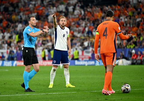 Zo werkt de speciale chip in bal op EK voetbal: waarom de goal van Engeland werd afgekeurd