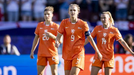 Barbara Barend trekt pijnlijke conclusie over Oranje Leeuwinnen: 'Wat er de afgelopen tijd allemaal gebeurd is...'
