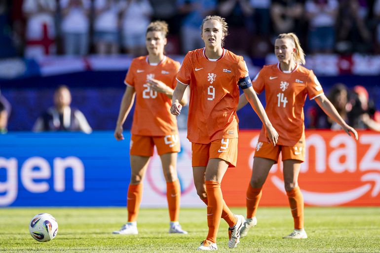 Barbara Barend trekt pijnlijke conclusie over Oranje Leeuwinnen: 'Wat er de afgelopen tijd allemaal gebeurd is...'