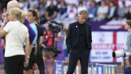Oranje Leeuwinnen ‘houden schijn hoog’ na opvallend besluit KNVB: 'Het is gewoon klaar'