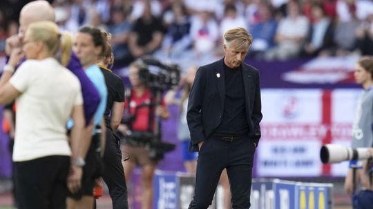 Oranje Leeuwinnen ‘houden schijn hoog’ na opvallend besluit KNVB: 'Het is gewoon klaar'