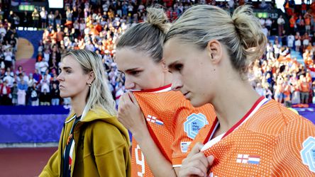 Oranje Leeuwinnen kunnen alleen met wonder nog naar kwartfinales EK voetbal, rampscenario dreigt