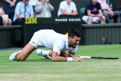 Gedrag van toptennisser Novak Djokovic zorgt voor discussie: 'Hij verkoopt nog liever zijn moeder...'