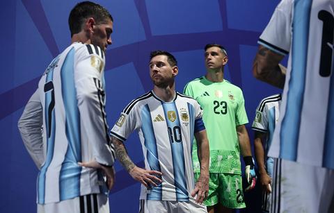 FIFA opnieuw coulant voor Lionel Messi en Argentinië op WK voetbal na omstreden lied