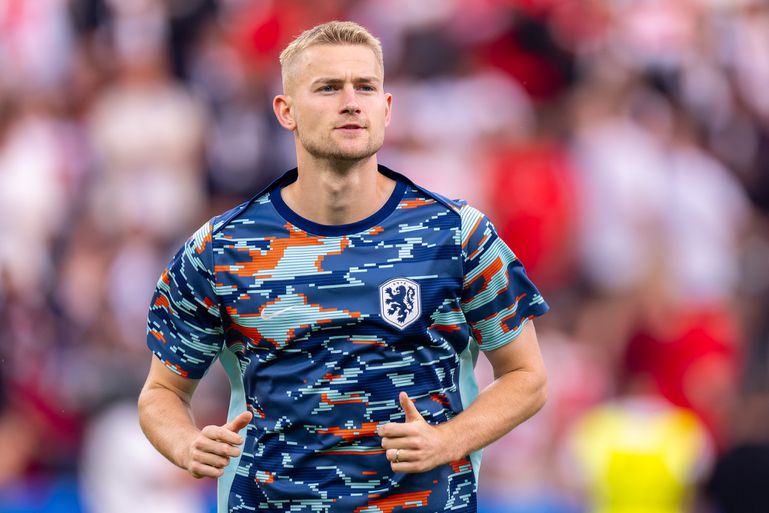 'Matthijs de Ligt tekent langdurig contract bij Manchester United: verdediger kost tientallen miljoenen''