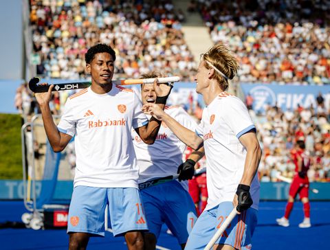 Nederlandse hockeyers winnen kraker op EK en mogen zich opmaken voor strijd om de medailles