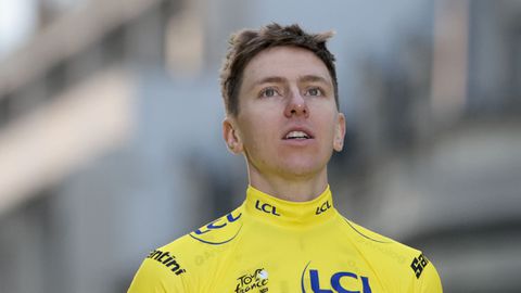 Toprenner Tadej Pogacar (26) hint op vroeg afscheid: 'Het is een feit dat ik aan het aftellen ben'