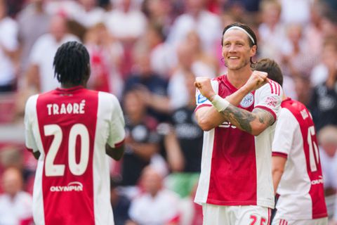 Veelbesproken Wout Weghorst is redder in nood bij zwalkend Ajax