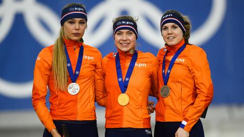 Topschaatsster Joy Beune geniet van terugkeer vriendin in team: 'We geven elkaar extra motivatie'