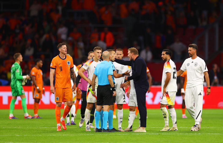 'Dat was gewoon een penalty!': bondscoach Duitsland woedend op scheidsrechter na duel met Oranje
