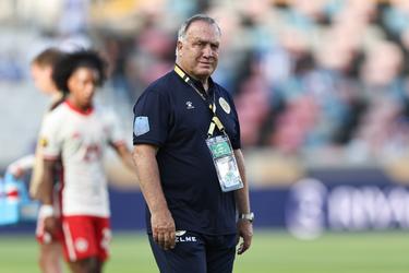 Dick Advocaat mag dromen van WK voetbal: Telstar-speler helpt Curaçao aan cruciale zege