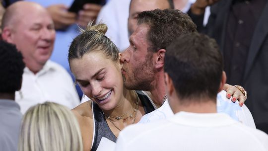 Verbazing over vriend van toptennisster Aryna Sabalenka: 'Hoe kun je zo op de tribune zitten?’
