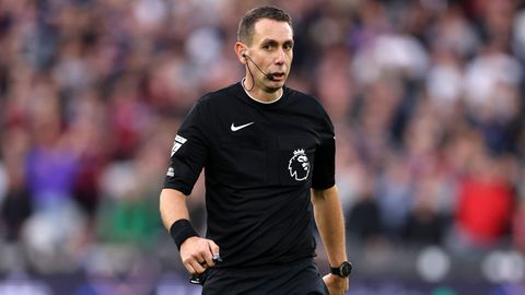 Nieuwe heftige aanklacht richting omstreden oud-topscheidsrechter