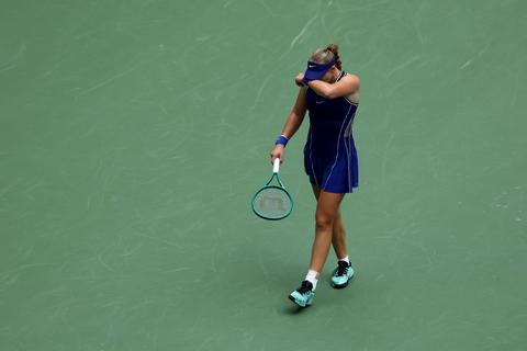 Toptennisster (19) verliest volledig haar zelfbeheersing tijdens kwartfinale US Open