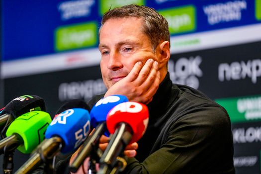 Feyenoord-trainer Brian Priske afgeserveerd door voorganger: 'Dat is een verkeerde keuze geweest'