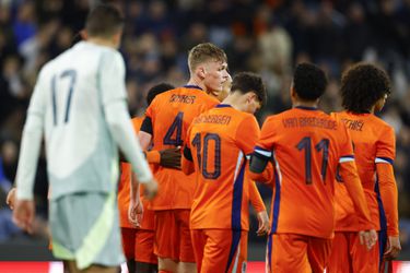 Jong Oranje bakte er weinig van, maar staat wel voor bijzondere mijlpaal in voetbalhistorie