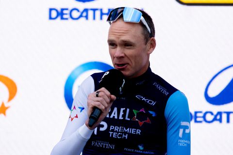 Wielerlegende Chris Froome geeft update na zwaar ongeluk: flinke schade voor viervoudig Tour-winnaar