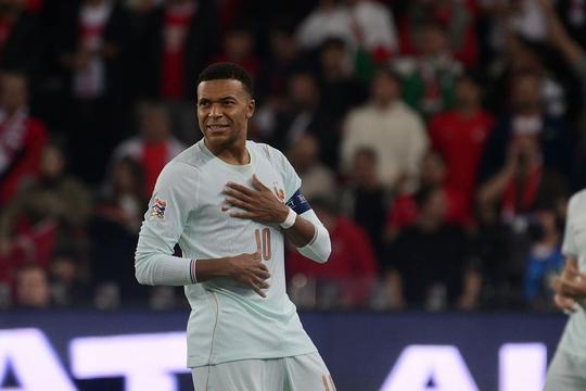Meest opmerkelijke transfer van voetbalvedette Kylian Mbappé tot nu toe?