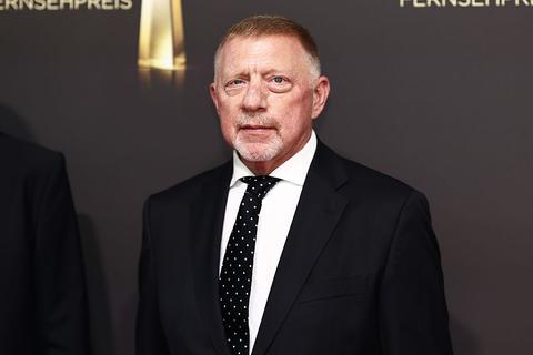 Tennisicoon Boris Becker (59) ontdekt andere sport met zijn vrouw: 'Ik geniet er echt van'