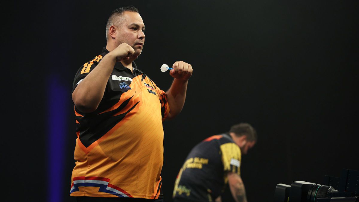 Jermaine Wattimena zet topvorm voort op Grand Slam: na twee potjes al door, Michael Smith op de wip