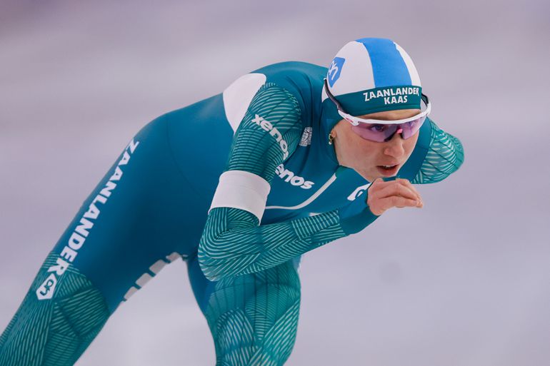 Merel Conijn tovert sterk slot uit de hoge hoed en vult leegte van Irene Schouten op 5000 meter bij WCKT