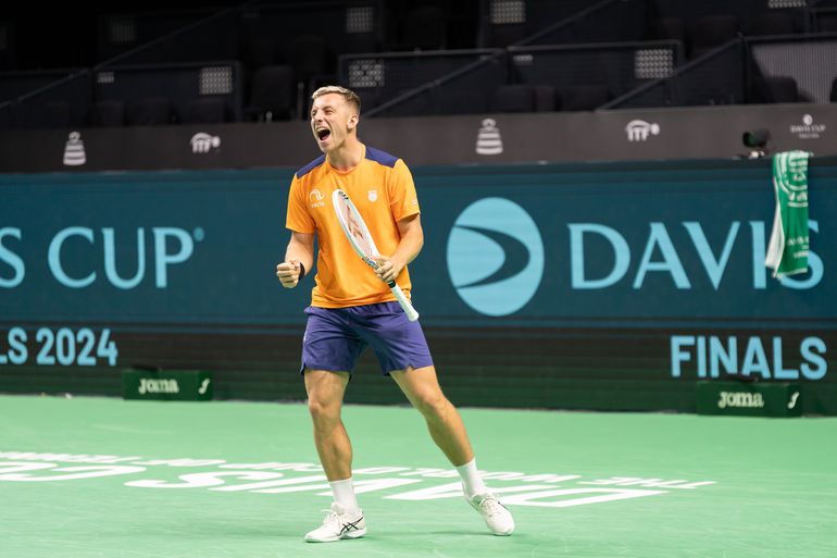 Tallon Griekspoor valt in de prijzen na bereiken finale Davis Cup met Nederland