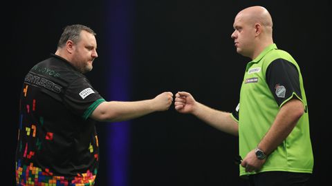 Michael van Gerwen walgt van 'smerig ritueel' bij darters: 'Dat doe ik echt niet'