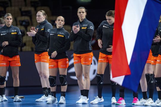 Alles of niets voor Nederlandse handbalsters: 'Als dat niet lukt, hebben we plan B en plan C'