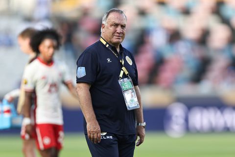 Mannen bij Vandaag Inside reageren op échte reden van afwezigheid Dick Advocaat bij Curaçao