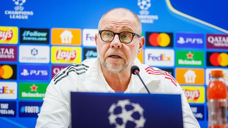 Fred Grim grijpt hard in bij Ajax na fout van speler: 'Anders hadden we nog een jonger team gehad'