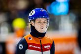 Shorttrackster valt en wint toch bij NK shorttrack, Sjinkie Knegt komt er niet aan te pas