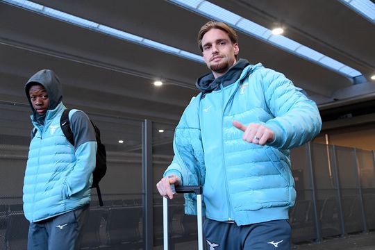 Bekende voetbalkapper van PSV'ers droomt van WK met Oranje: 'Je hoopt dat je zulke jongens mag knippen'