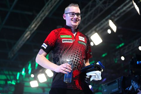 Grote namen pakken op nerveuze slotdag van Q-School tourkaarten, WK-gangers massaal 'prof' geworden