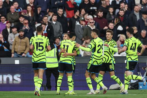 Arsenal haalt gigantisch uit bij West Ham United