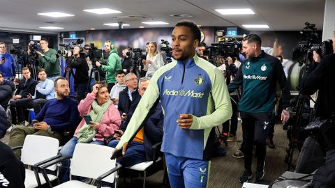 Quinten Timber 'geraakt' door ontslag Brian Priske: 'Mensen boven ons maken de keuze'