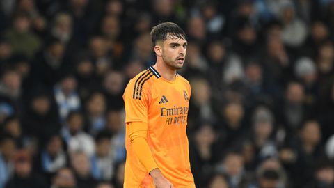 Basisspeler Real Madrid mogelijk jaren de bak in voor rol in seksschandaal met minderjarig meisje (16)