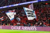 PSV pint 'als bedankje' royaal bankrekening leeg voor fans die afreizen naar Londen voor uitduel met Arsenal
