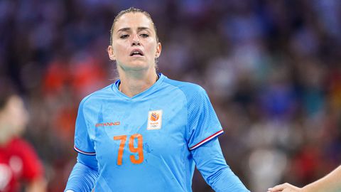 Rentree Estavana Polman bij Oranje-handbalsters zorgt voor speculatie: 'Zoiets gaat ze nooit doen'